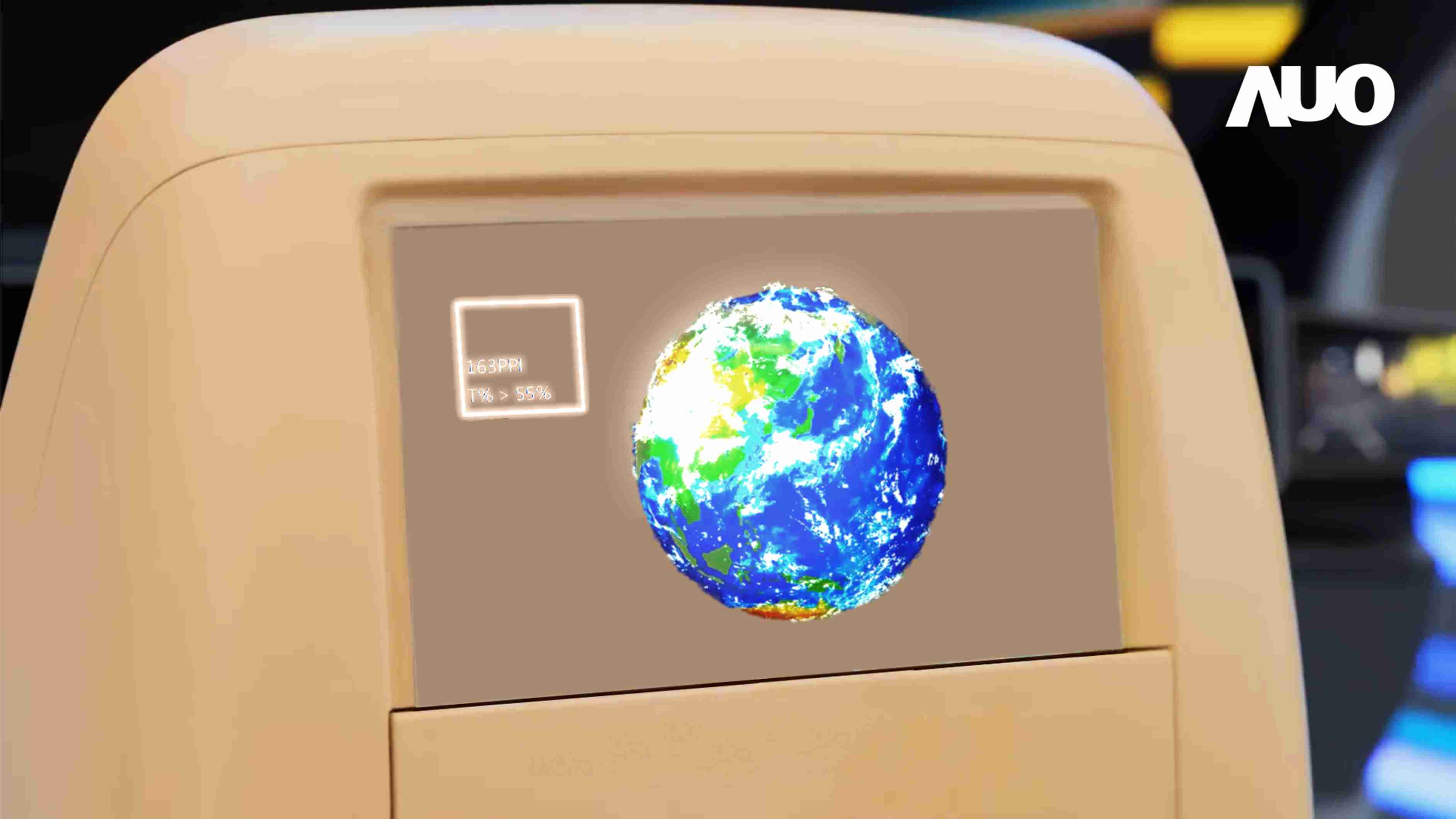 尊龙z6突破设计与制程挑战，，，推出全球最高分辨率163ppi的13.5吋透明Micro LED面板，，，，并积极布局智能车市场，，，以期拓展透明显示应用的可能性