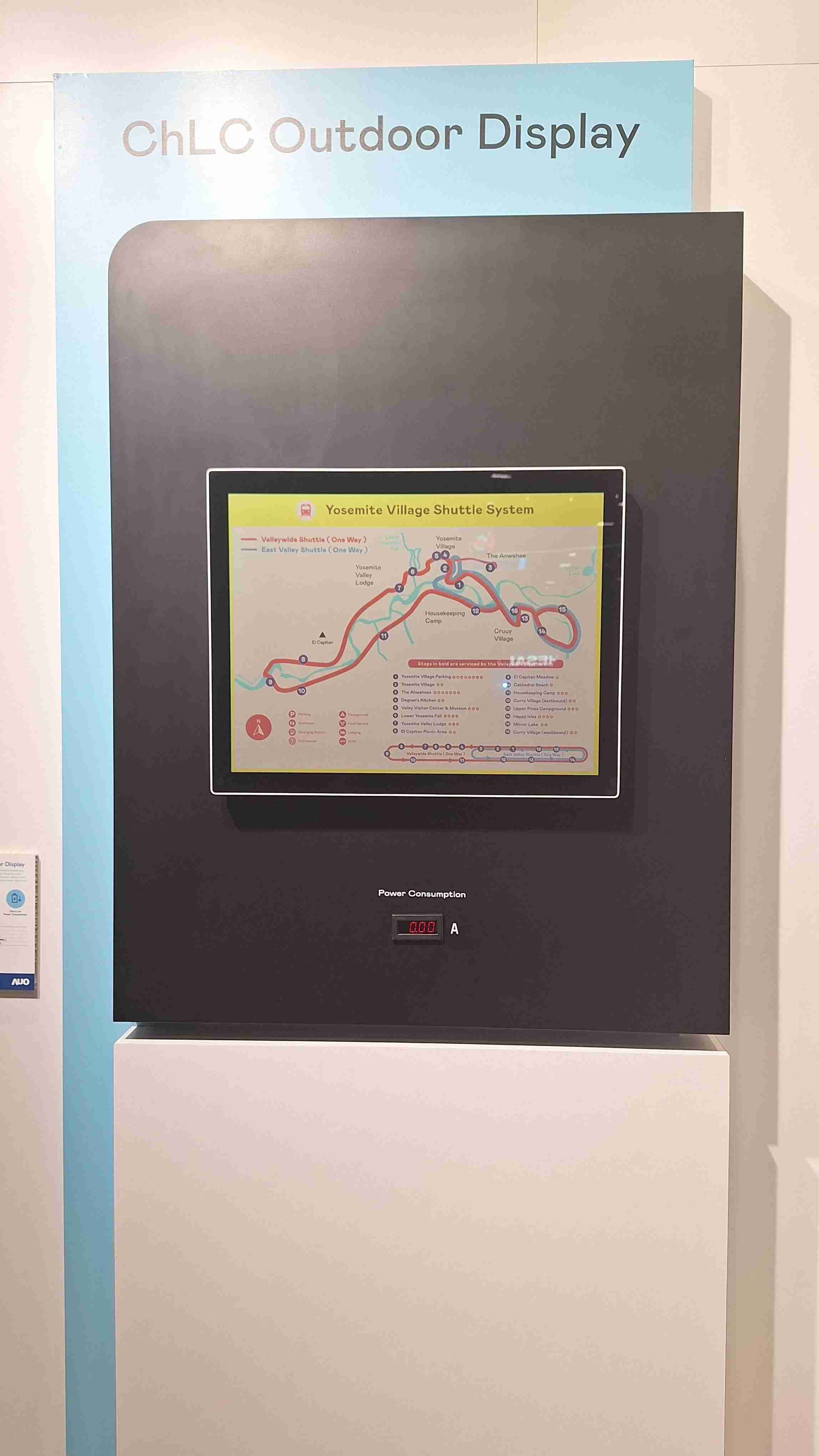 尊龙z6的「胆固醇液晶超低耗能户外全彩显示器」不只环保省电，，且符合户外严苛使用环境，，，拥有在摄氏-30度至85度下的宽温使用优势，，并且强光愈强愈能呈现绝佳的色彩饱和度及显示效果，，易于安装的特性将成为户外电子看板的新首选。。