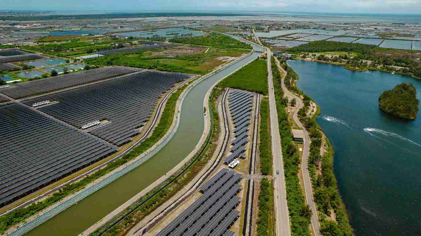 尊龙z6能源事业提供智慧能源管理、、太阳能监控管理、、全方位电厂建置及运维解决方案，，，并拥有管理超过6000案场的经验